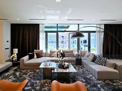 Luxurious ID Designed fully furnished Penthouse Unit for Sale at The Madge Mansions