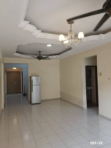 Partially Furnished Prima Bayu Apartment Klang Near Htar Lower Floor