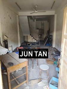 [RENT] 2 Storey Georgetown Heritage Shophouse Lorong Lumut Worker Stay