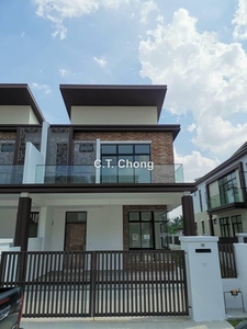 Semi-D house for Sale At Ulu Tiram Bandar Cemerlang