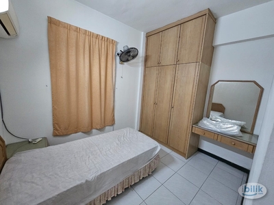 Single Room at Sunny Ville, Batu Uban (Near USM)