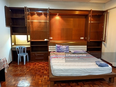 Sl 4, Master And Middle Room For Rent, Suitable For UTAR Students
