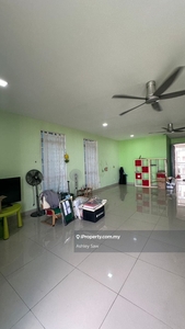 Spacious partly furnished 4 bedroom 2 bathroom