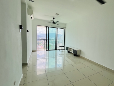 Kl Traders Square Klts - 3 bedroom - 2 bathroom - 1 parking Please contact me 016-700 3437