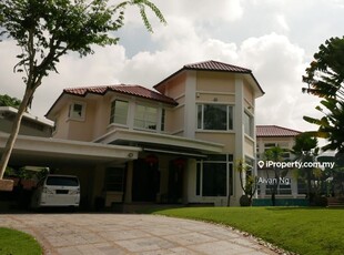 Double storey bungalow with swimming pool