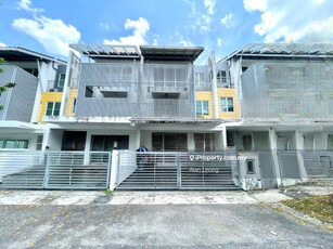 Freehold taman nadayu 92 kajang 2.5 storey terrace house