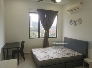 Fully Furnished, Wifi, Electricity, Water, Water Dispenser, Maid, LRT