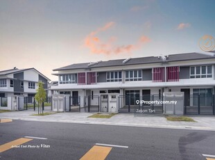 Kyra 2 @ Bandar Bukit Raja - End-Lot Terrace for Sale (Facing South)