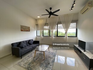 Newly Refurbished New Unit Modern Design Mirage By The Lake