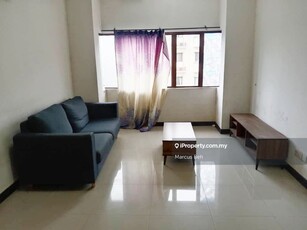 Partly furnished - Aircond - Walk to LRT station