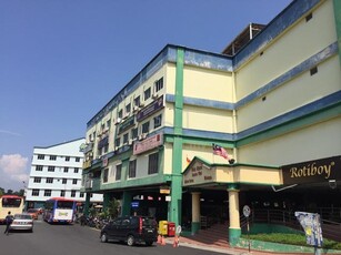1st Floor Corner Retail Shop Pusat Hentian Kajang, Kajang