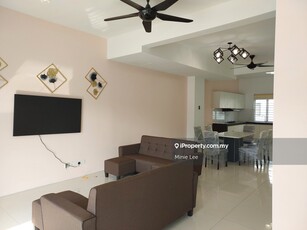 2 Storey Casa Green Cybersouth, F/Furnished, Actual Unit Ready Move In