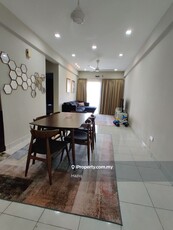 Beautiful apartment at Seksyen 25 Shah Alam, 2 carparks, aircond (Z)