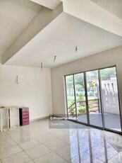 Best Deal 3sty Corner Semi-D 1080 Residence Puncak Saujana Kajang