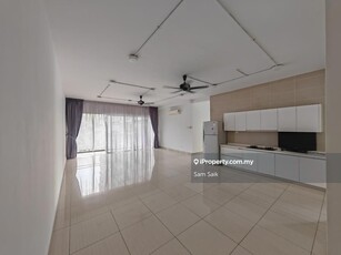 Damansara foresta condominium for rent well kept clean unit