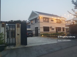 Double Storey Bungalow with big land at Pasir Gudang for sale