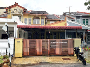 Double Storey Terrace Gugusan Alam