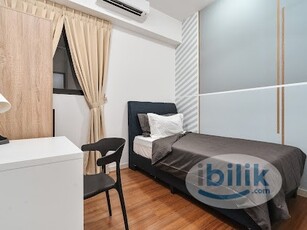 Exclusive Fully Furnished Private Single Room, Walking distance LRT MRT, No Mixed Gender