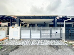 Facing Open, Single Storey Terrace, Jalan Makyong, Bandar Bukit Raja
