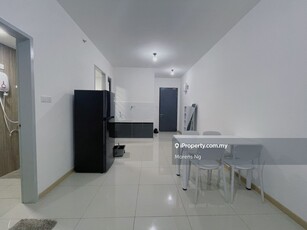 Link bridge with mrt, 2bedrooms, fully furnished, viewing anytime.