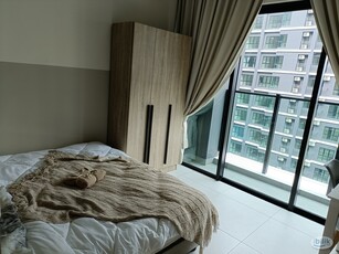 [Low Deposit] Medium Room R2 in Majestic Maxim, Taman Connaught UCSI (Fully Furnished)