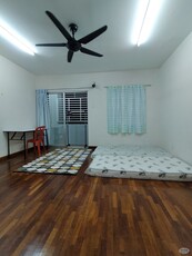 Master Bedroom with private bathroom and balcony just for female only @ Section 9 Bandar Mahkota Cheras, Cheras Selatan, Batu 9 Cheras.