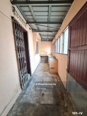Port Klang single storey house 22x75