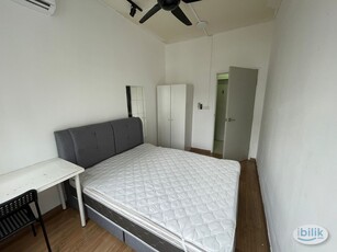 Queen bed Middle Room with Aircond & Window for Rent at The Greens residence