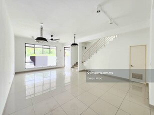 Rawang M Residence 1 - 2380sf, facing empty, move in & good condition