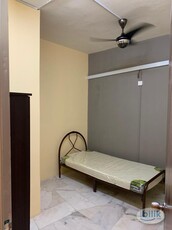 Single Room at Lagoon Perdana, Bandar Sunway-6 min walking to SUNWAY GEO, SUNWAY HOSPITAL MEDICAL CENTER, BRT