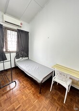 ‍♀️ SS2 Single Room at, Petaling Jaya