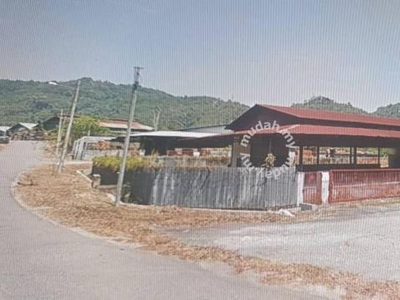 Bungalow factory with office In Tampin For Sale