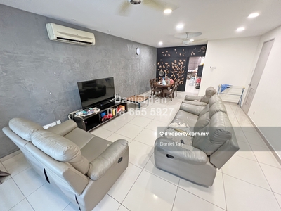 3-Storey Renovated Link House With 5 Bedrooms
