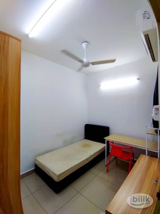 FEMALE FULLY FURNISH ROOM AT PP NEAR LRT AND OASIS