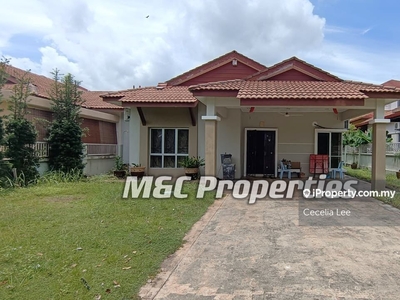 Acacia Extended Single Storey Semi D House Seremban 2 For Sale