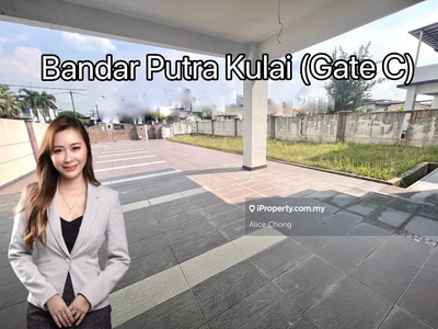Bandar Putra Gate C semi D golf cove unit for rent