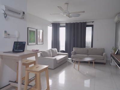 For Sales : Freehold Service Apartment, 699sf, Partial Furnish, Puchong, Selangor.