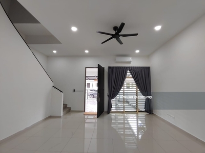 Newly renovate with 4 aircon