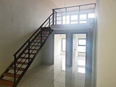 Super Cheap Partially Furnished Unit High Floor Unblock View For Sale