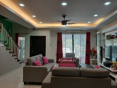Taman Meranti Jaya Puchong 2.5 storey landed house (Renovated) for Sales