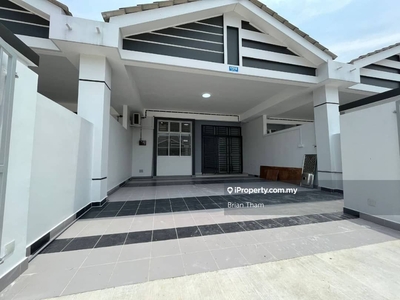 Terrace house partially furnished kulai for rent