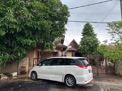 1.5 Storey Semi D Desa Pinggiran Putra Sg Merab