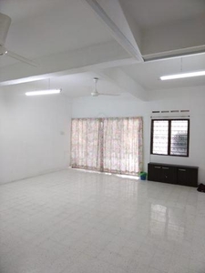 Bkt Beruang 2 Sty House - NEW Air Conds, Fully Furnished
