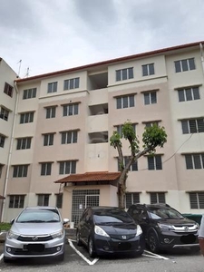 Bukit Rahman Putra Apartment Sungai Buloh 700sqft GROUND FLOOR