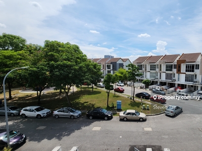 Cascadia Lake Vista Corner Upper unit Town House Taman Puchong Prima