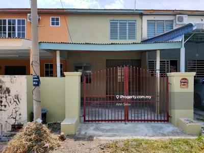 D/s Storey House For Sale in Pekan Razaki Ipoh-Newly Refurbished