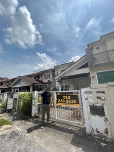 Double Storey Terrace Taman Amanputra Puchong For Sale