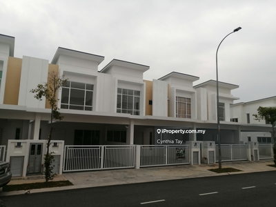 Double storey with gated and guarded in Sendayan below rm450k