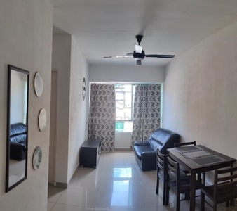 FOR RENT: Cyber City Apartment Ph 2