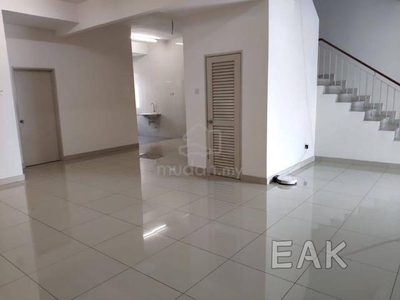 Good Condition Bandar Parkland Double Storey Semi Freehold Gated Guard